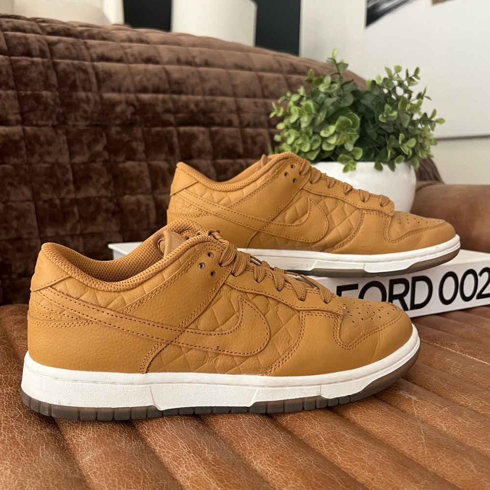 Nike Dunk Low 'Quilted Wheat' tan caramel brown